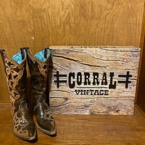 Corral Vintage Boots C1933, Size 6, Lightly Used
